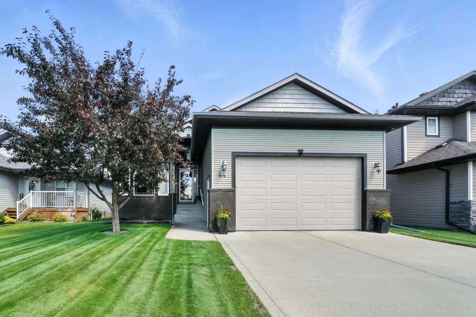 44 Van Dorp Street  Red Deer AB T4R 0G3 photo
