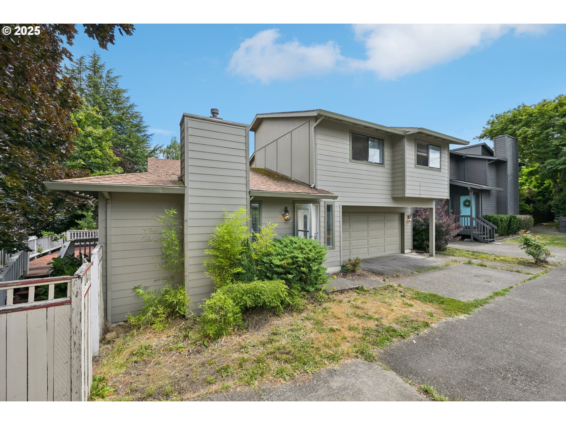 Property Photo: 14923 NE Graham St OR 97230