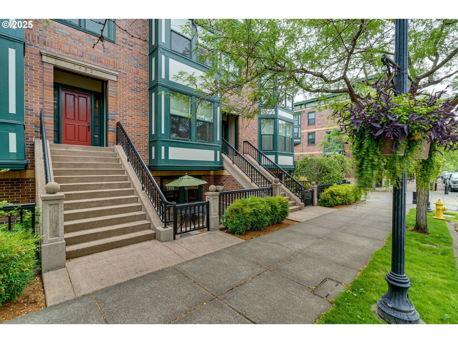 Property Photo:  1452 NE Orenco Station Pkwy  OR 97124 