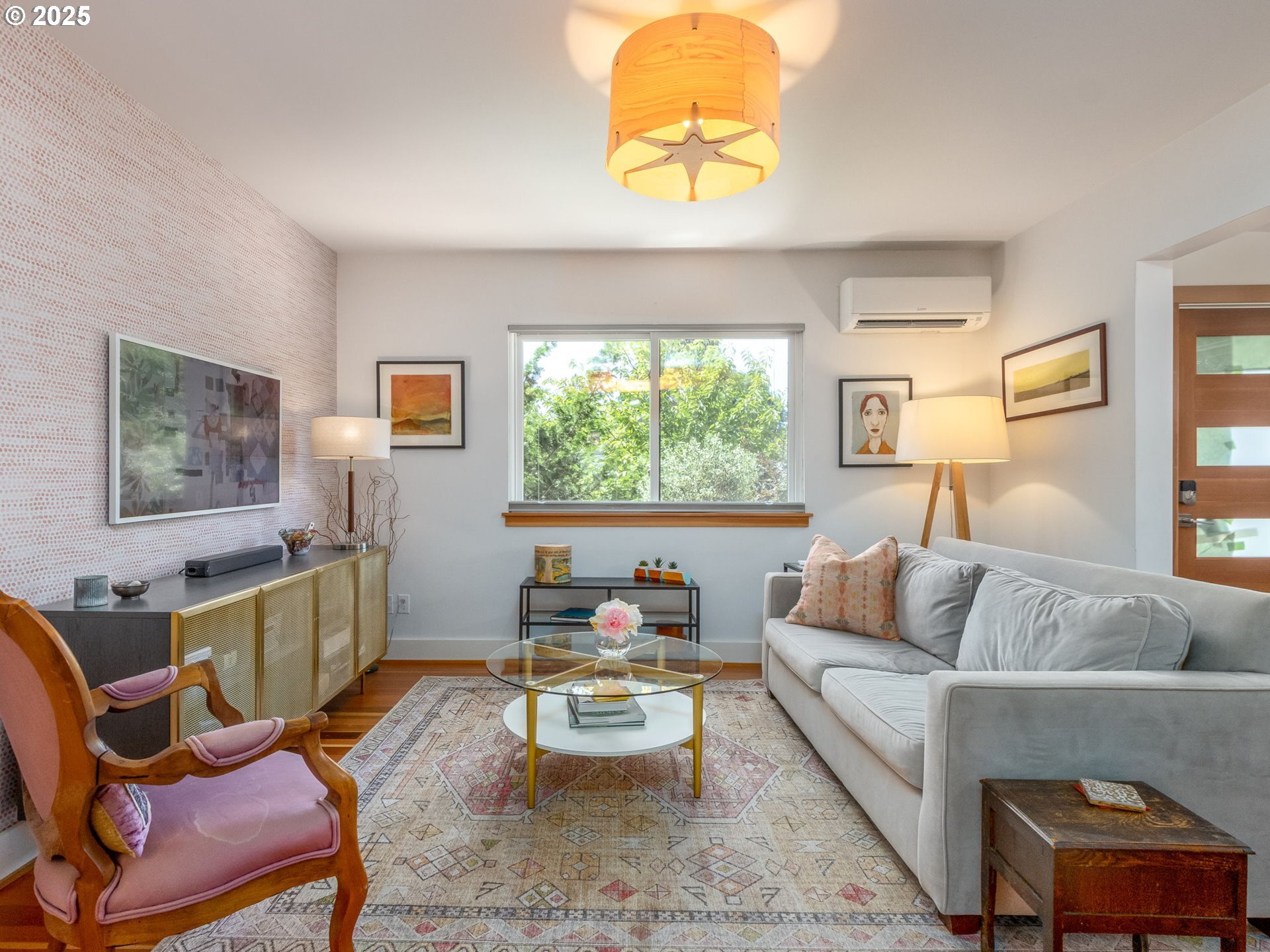Property Photo: 6322 N Wilbur Ave OR 97217