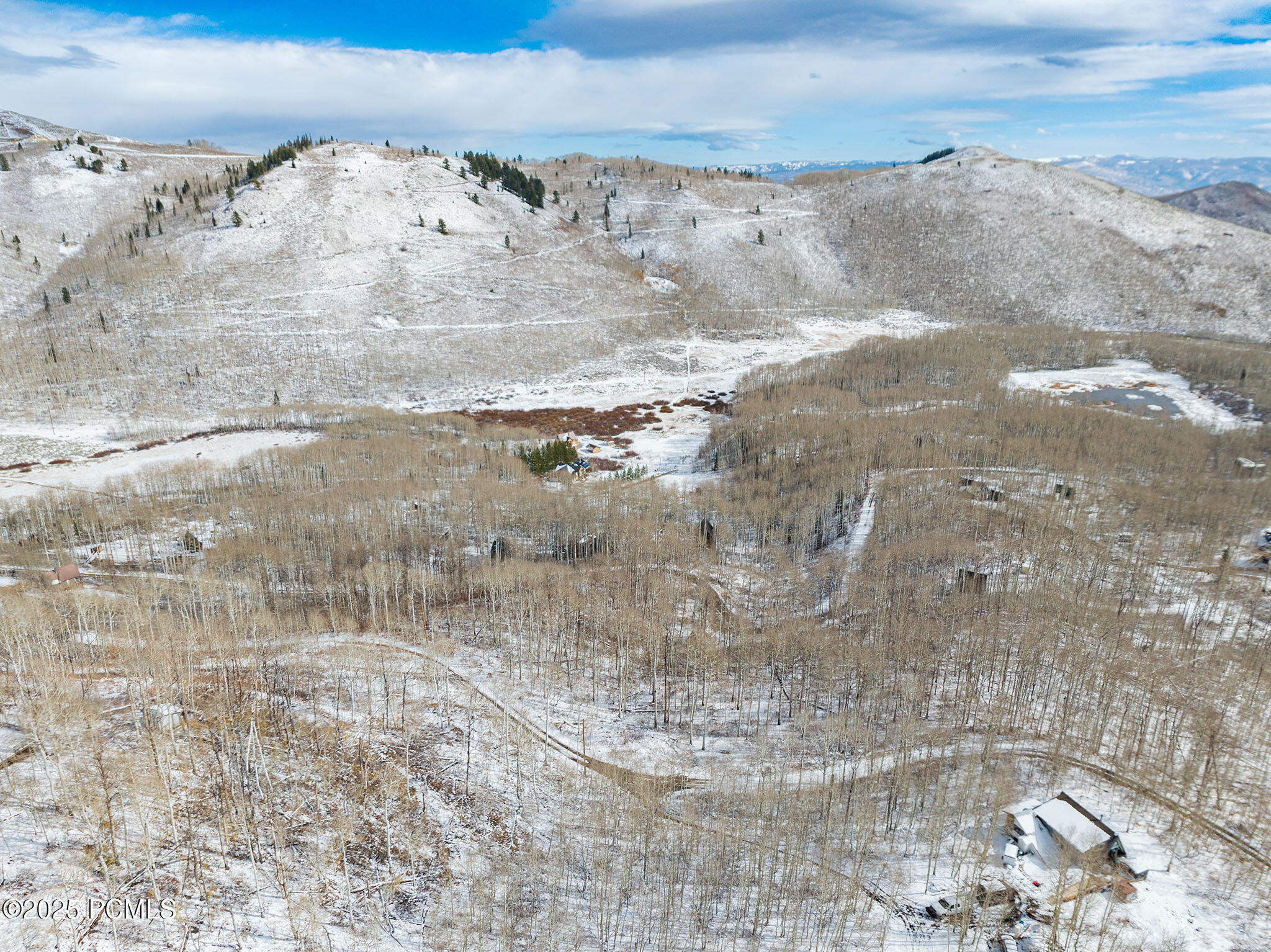 Property Photo: 1665 W Marmot Lane UT 84049