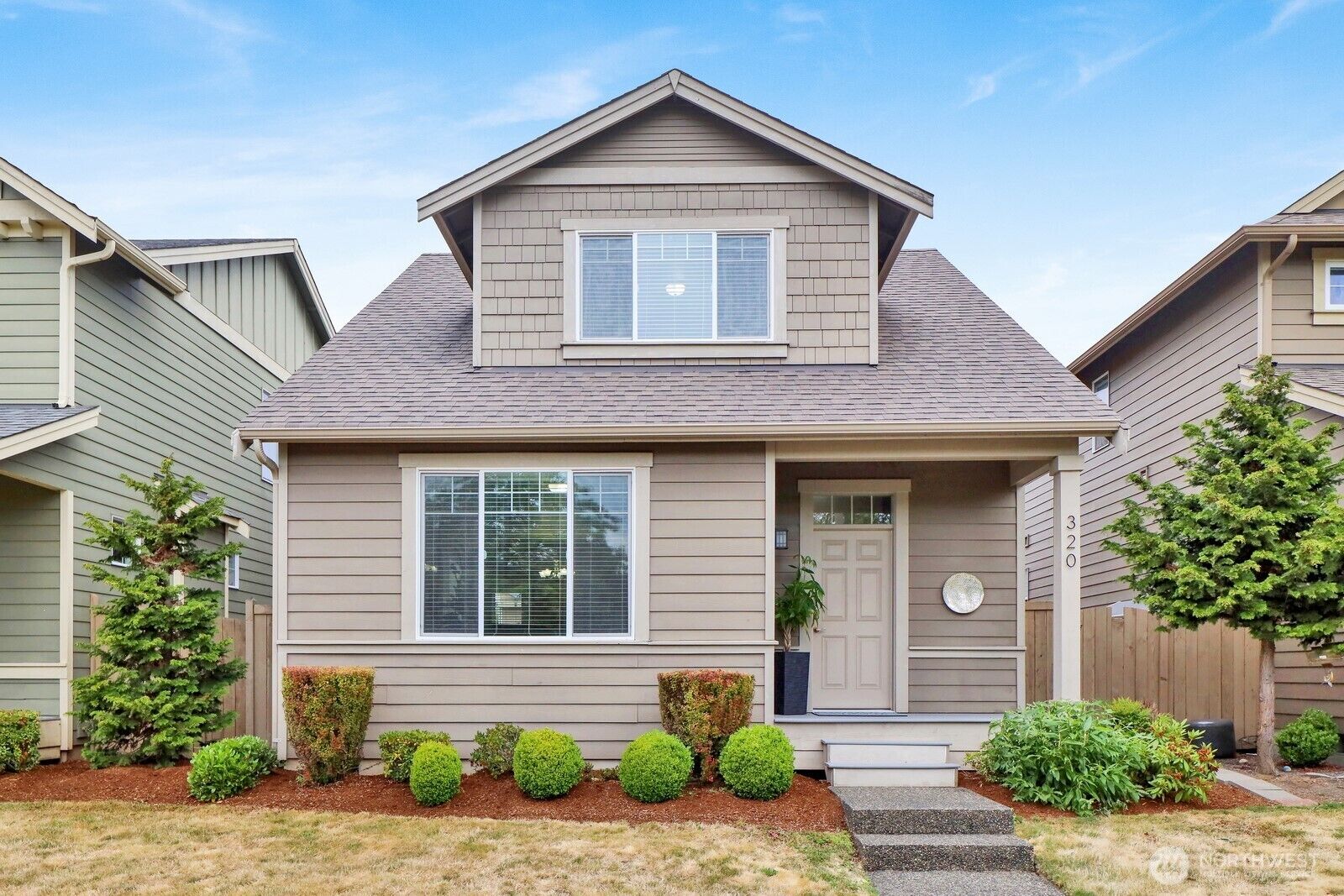 Property Photo:  320  Tremont Avenue  WA 98226 