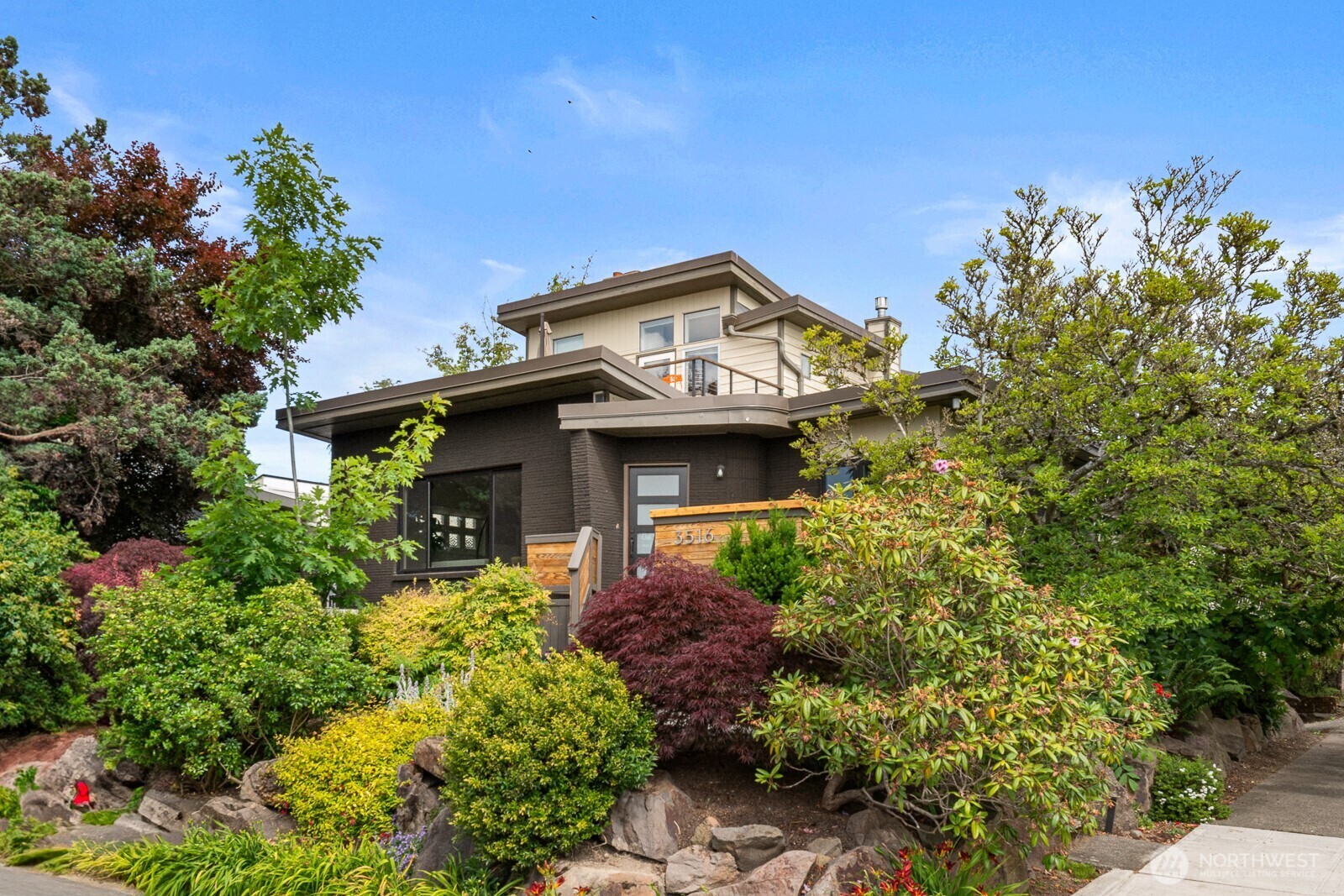 3516 NE 43rd Street  Seattle WA 98105 photo