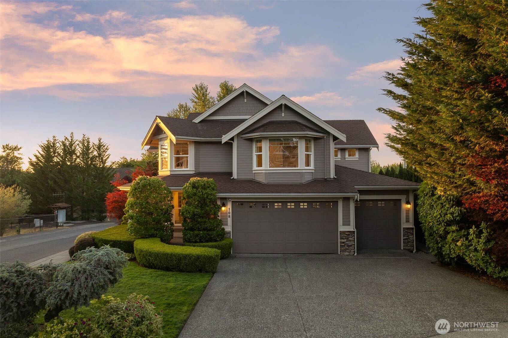 Property Photo: 108 239th Way SE WA 98074