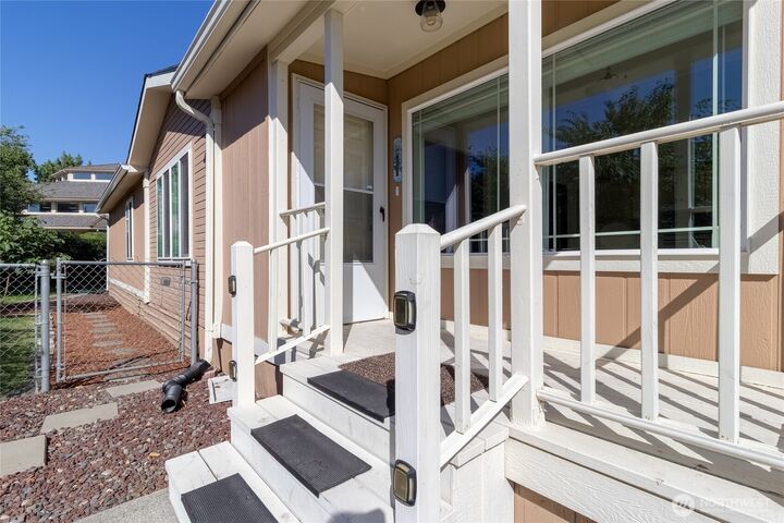 Property Photo: 1344 Gloria Lane WA 99362