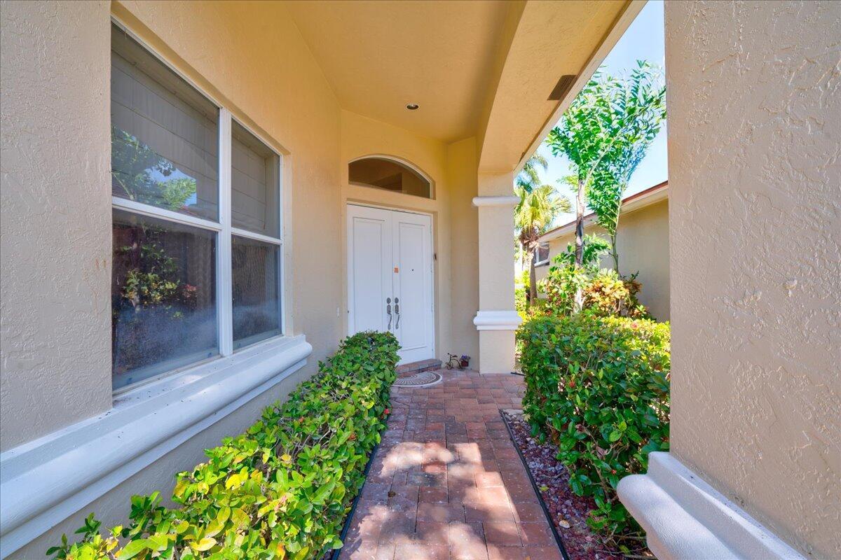 Property Photo: 4686 Hazleton Lane FL 33449
