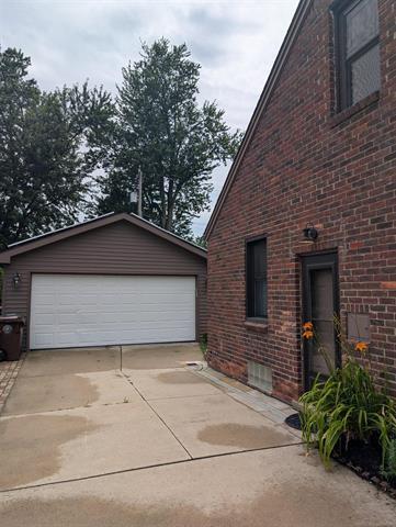 Property Photo: 1647 Stanhope Street MI 48236