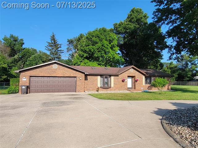 Property Photo: 14373 Racho Boulevard MI 48180