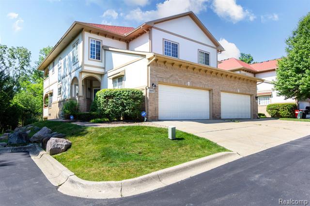 5959 Bella Vista Drive  West Bloomfield Twp MI 48322 photo