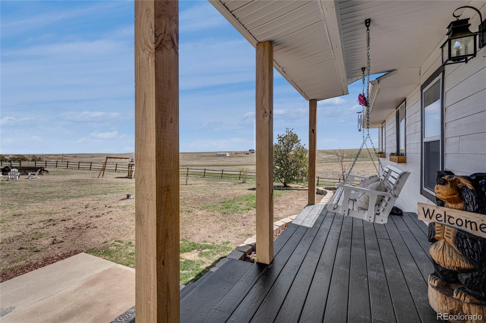 Property Photo: 45523 Sun Country Drive CO 80107