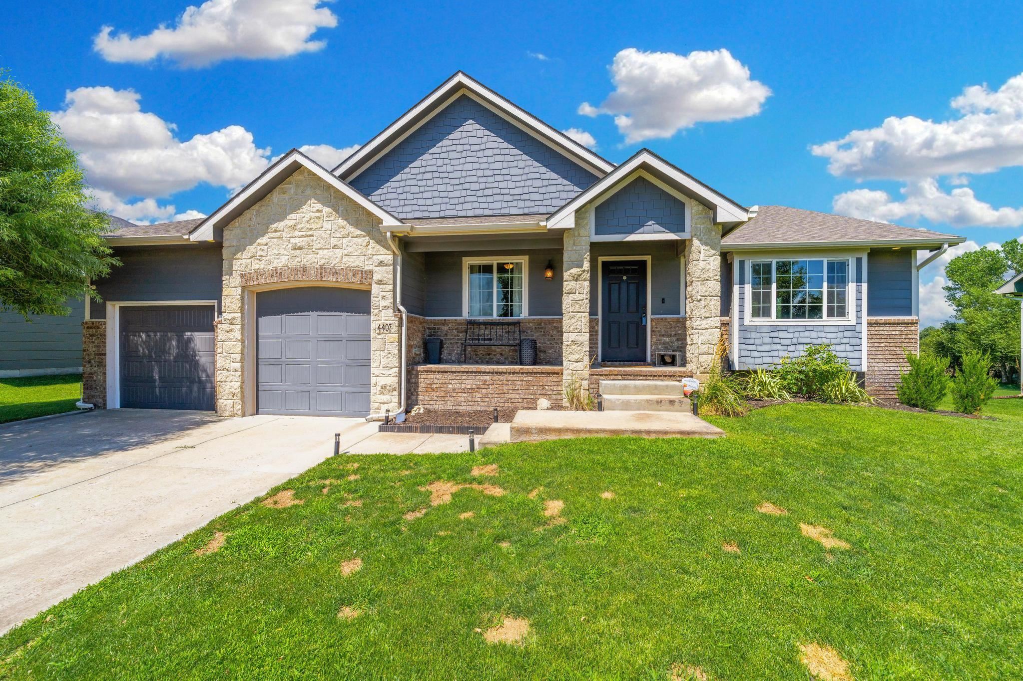 Property Photo: 4407 N Ridge Port St KS 67205