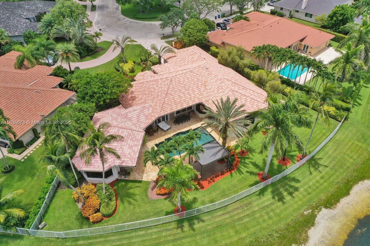Property Photo: 2914 Medinah FL 33332