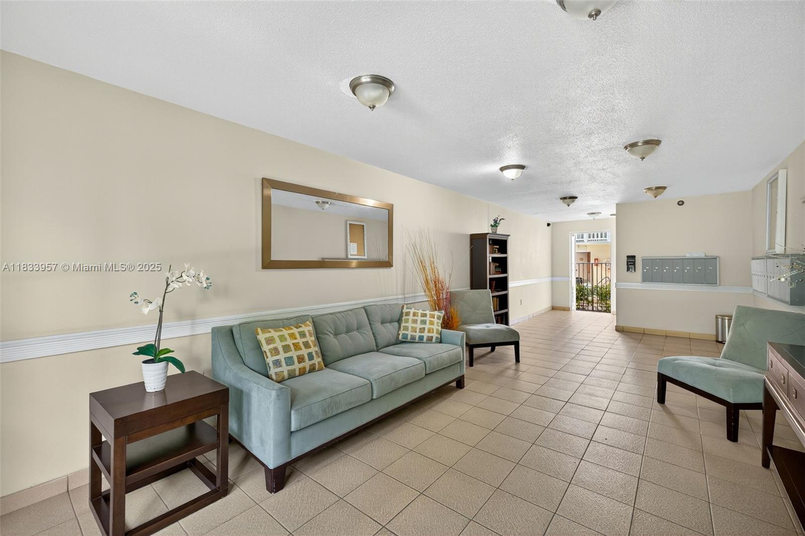 Property Photo: 1821 Jefferson Ave 202 FL 33139