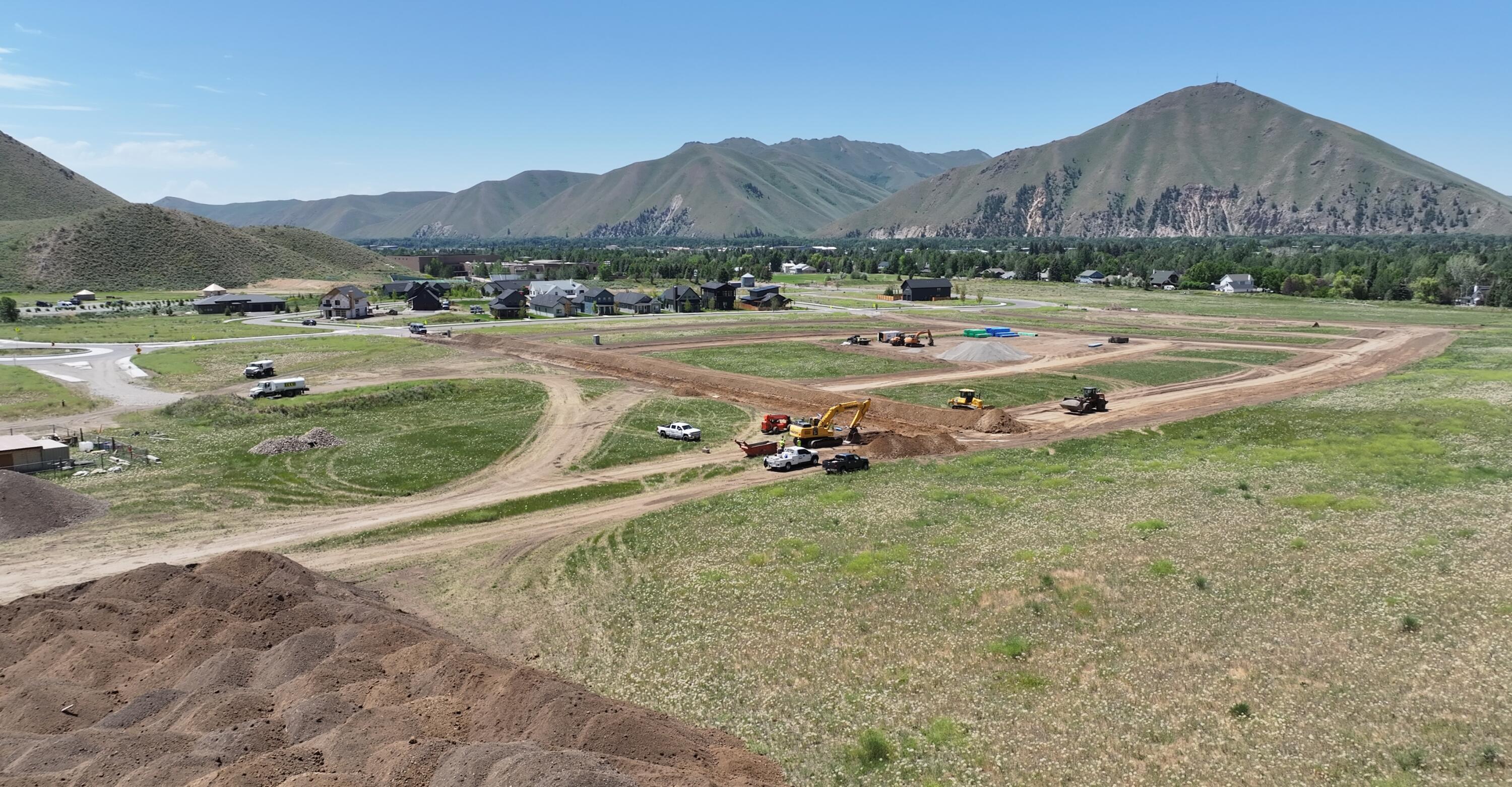Property Photo:  1611 Kestrel St  ID 83333 