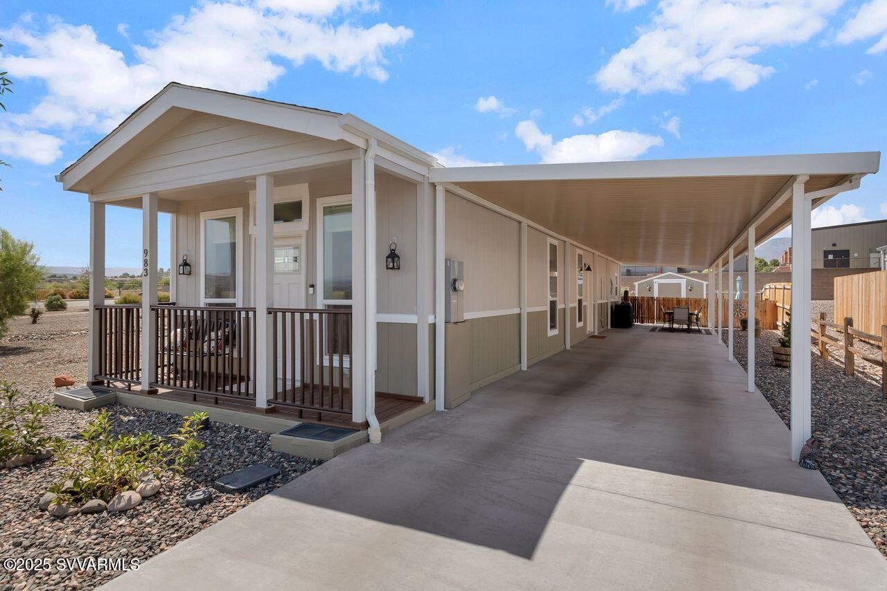 Property Photo: 983 W Thorton Rd AZ 86322