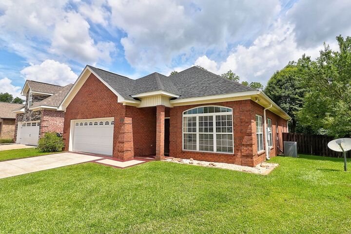 Property Photo:  223 Veritas Dr.  AL 36303 