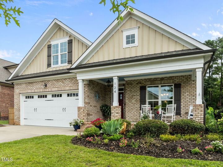 Property Photo:  124 Moss Creek Place  NC 27526 