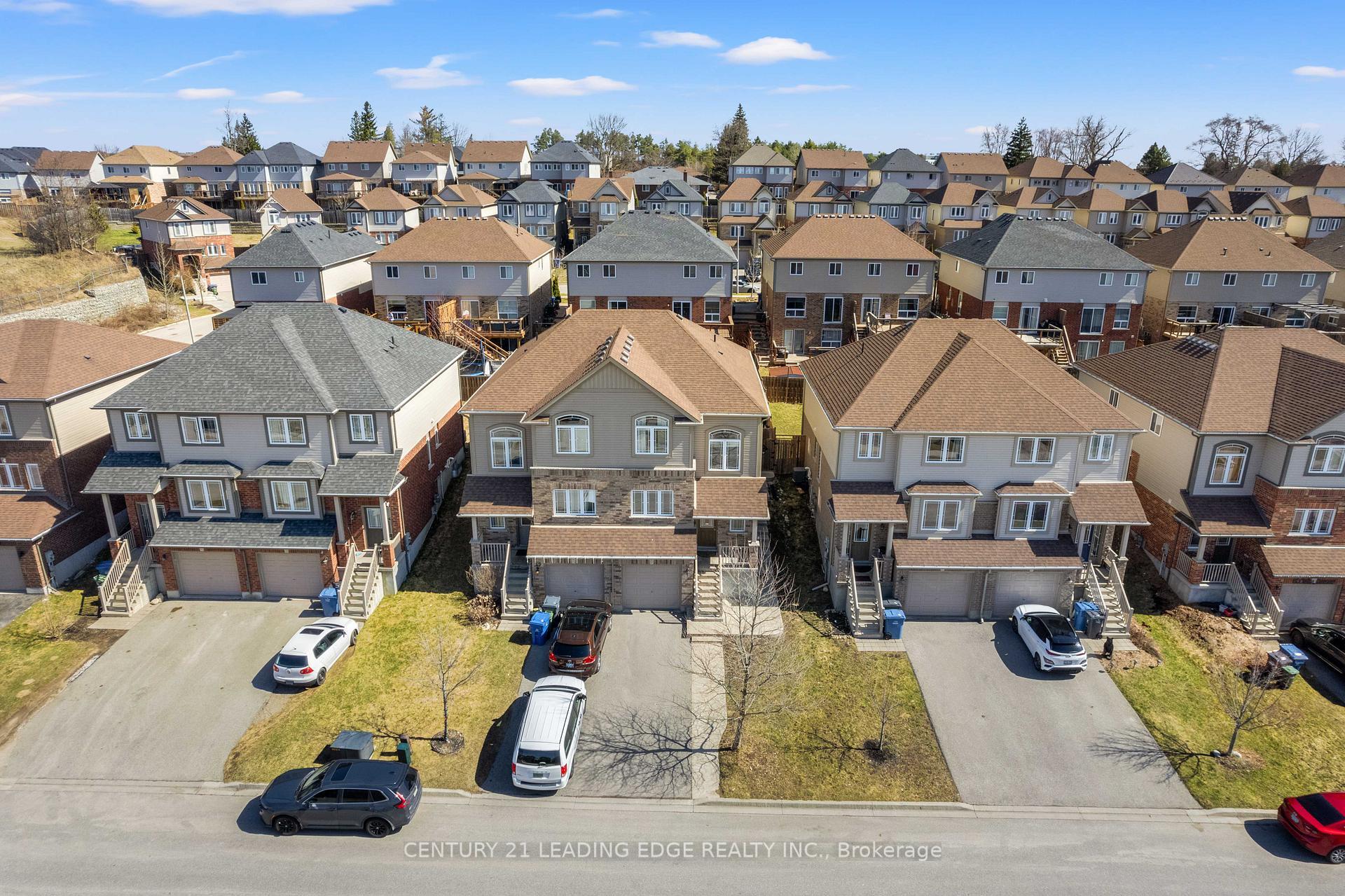Property Photo: 47 Oakes Crescent ON N1E 0J6