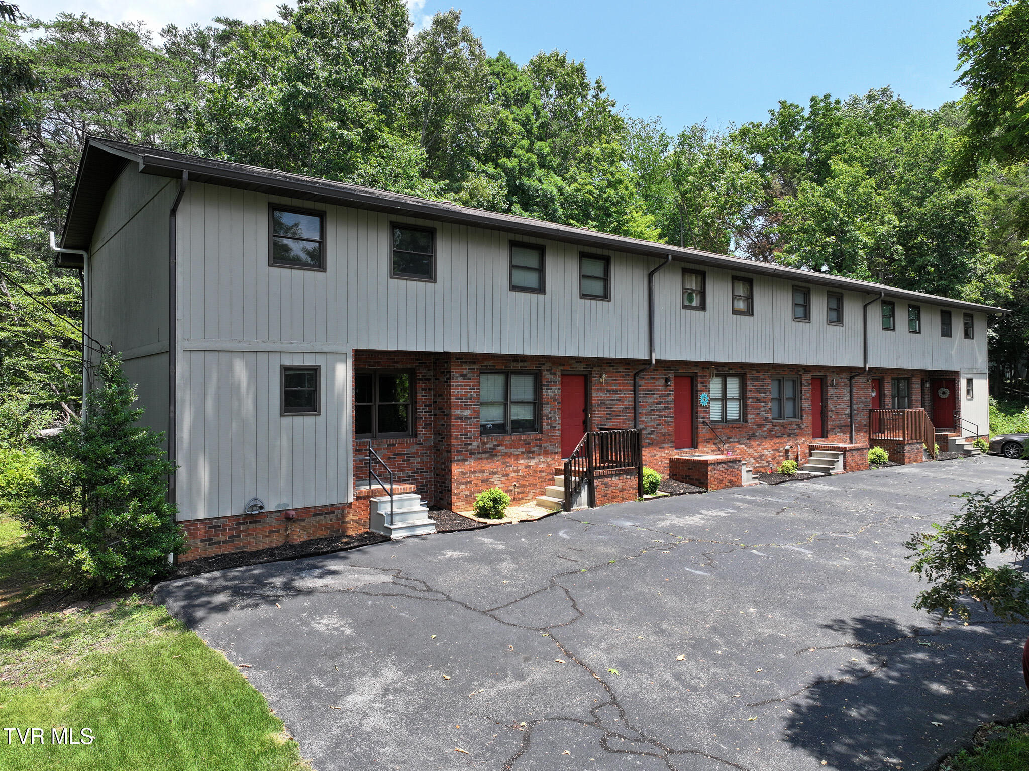 Property Photo: 225 Huckleberry Road 6 TN 37618