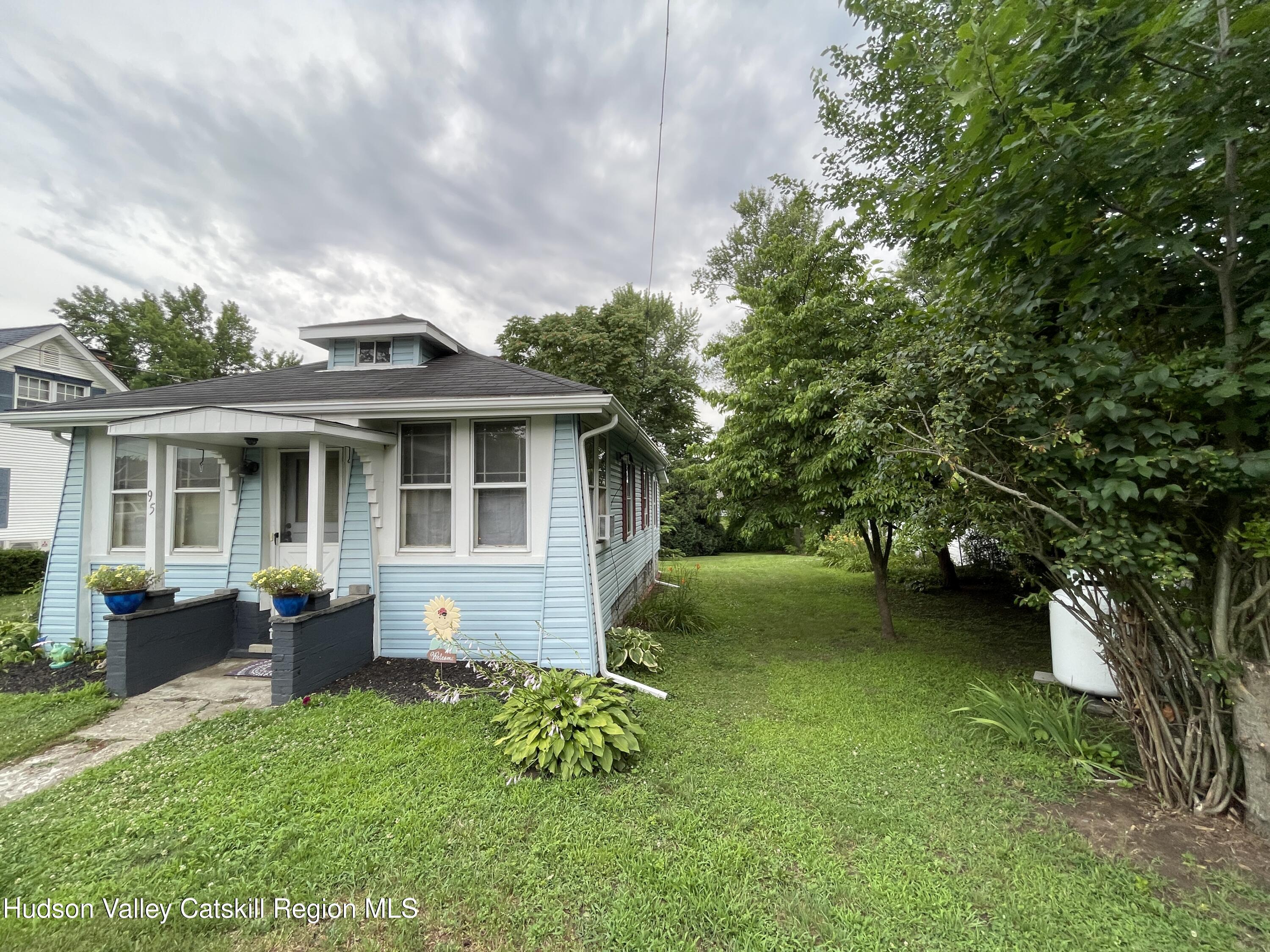 Property Photo: 95 Yarmouth NY 12401