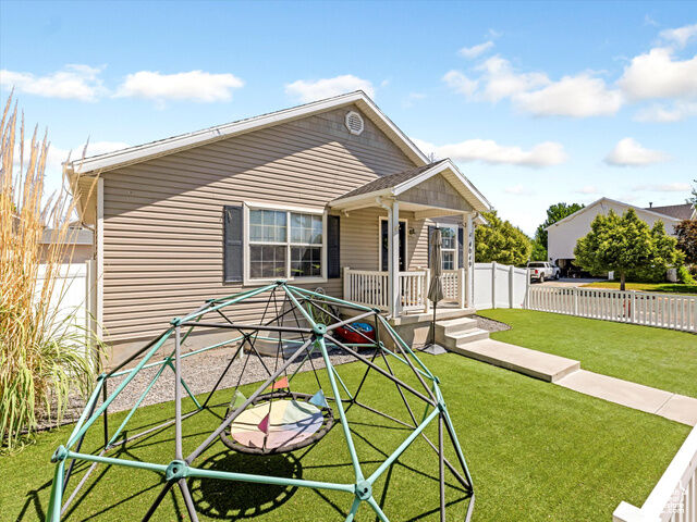 Property Photo:  4049 E Dillons Dr N  UT 84005 