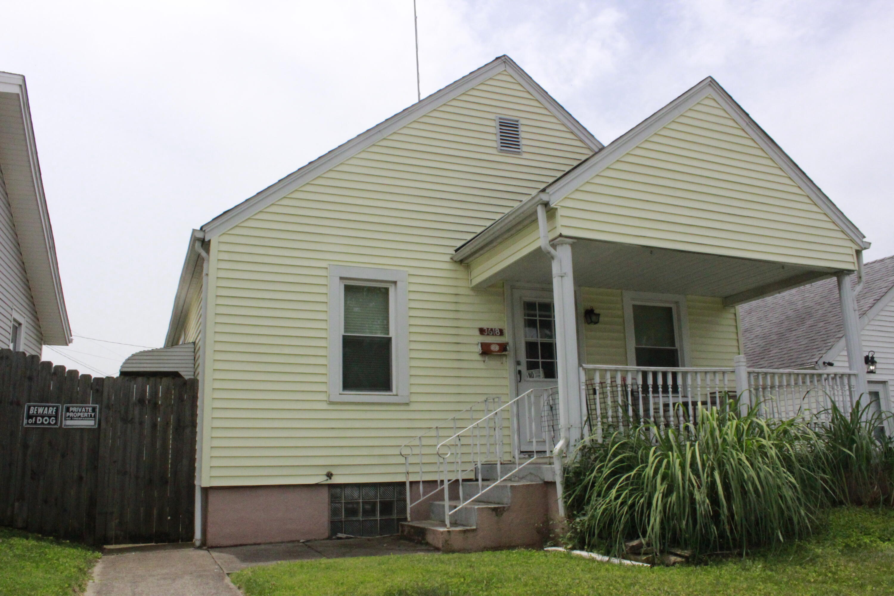 Property Photo: 3618 Woodbine Avenue OH 45420