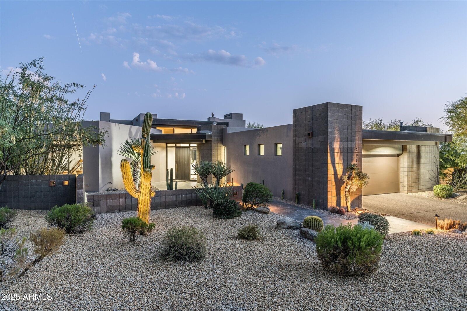 Property Photo:  39621 N 107th Way  AZ 85262 