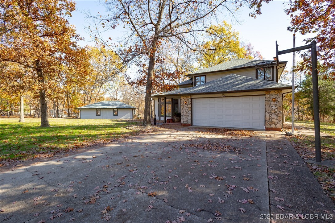 Property Photo: 170 Twin Oaks Drive MO 65049