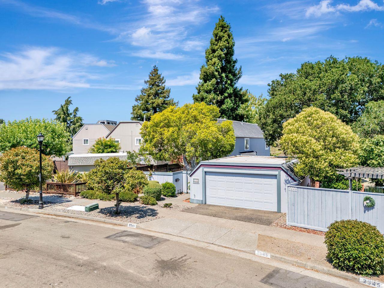 Property Photo: 2541 Topaz Drive CA 94945