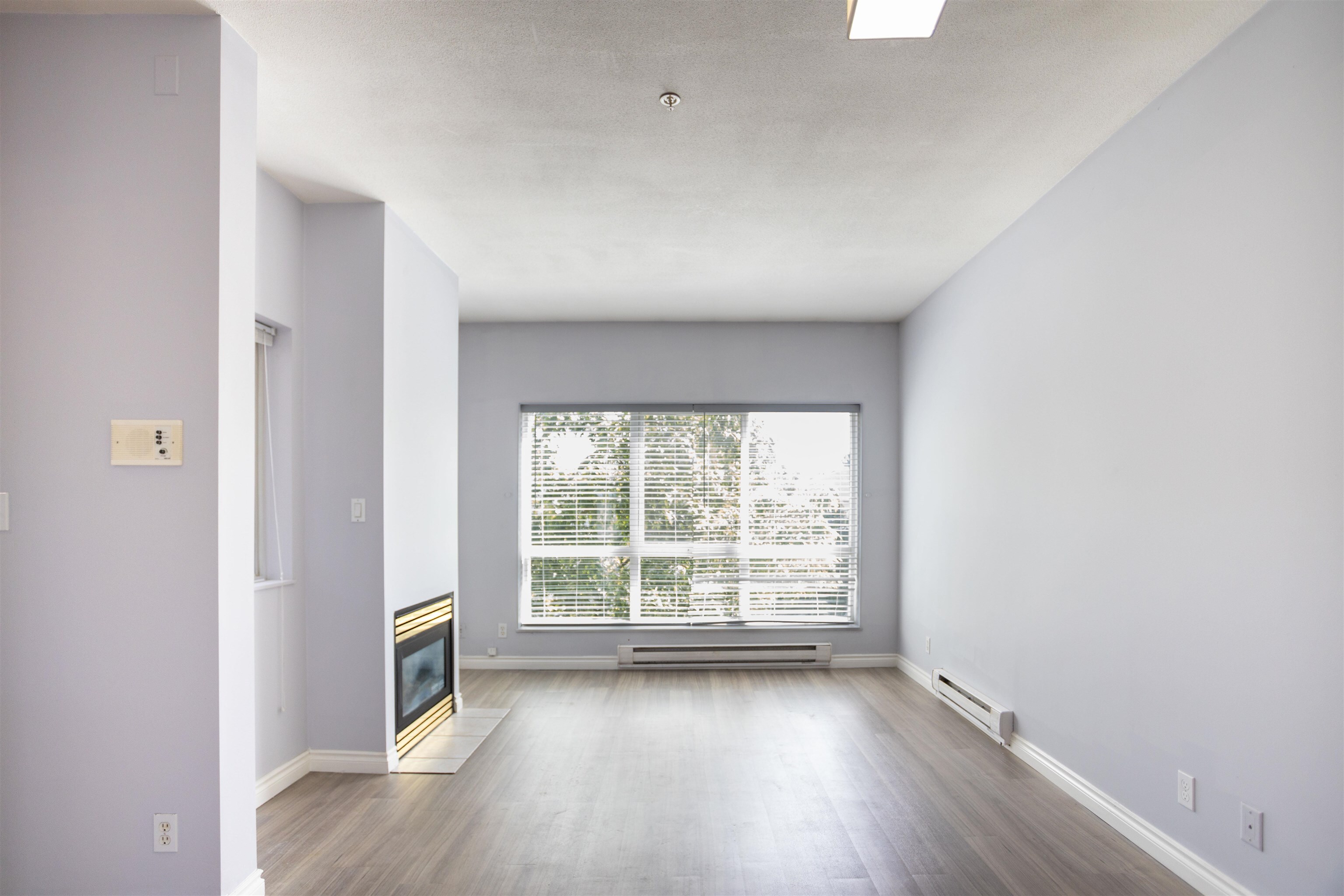 Property Photo: 19897 56 Avenue 201 BC V3A 3Y1