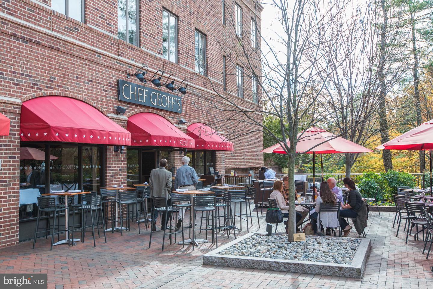 Property Photo: 4101 Cathedral Avenue NW 1202/1203 DC 20016