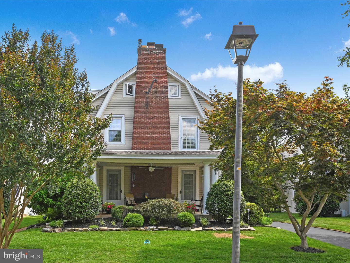 Property Photo: 527 Hampshire Road PA 19026