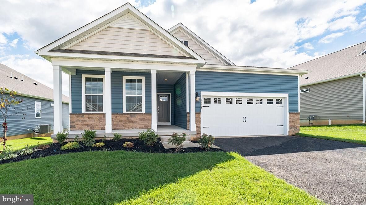 Property Photo: 1553 Dresden Drive PA 18031