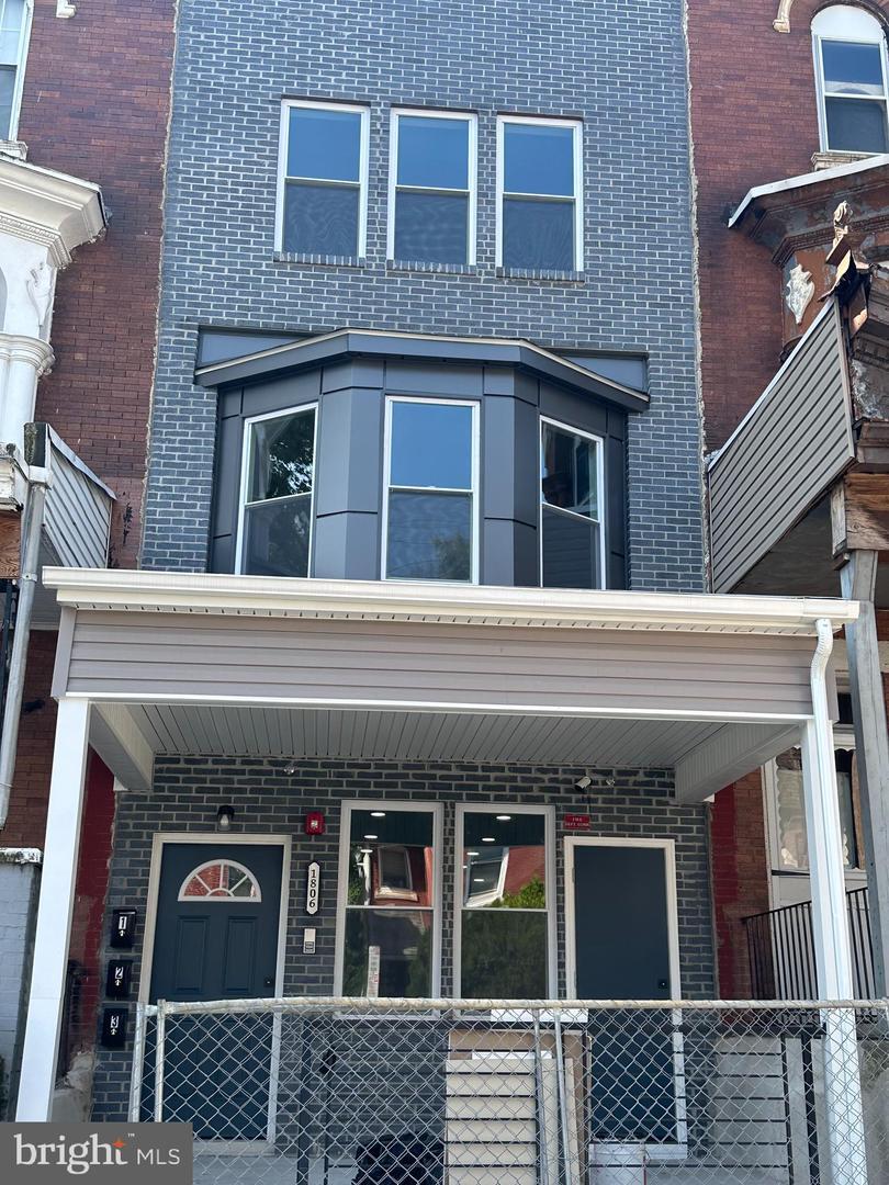 1806 W Ontario Street  Philadelphia PA 19140 photo