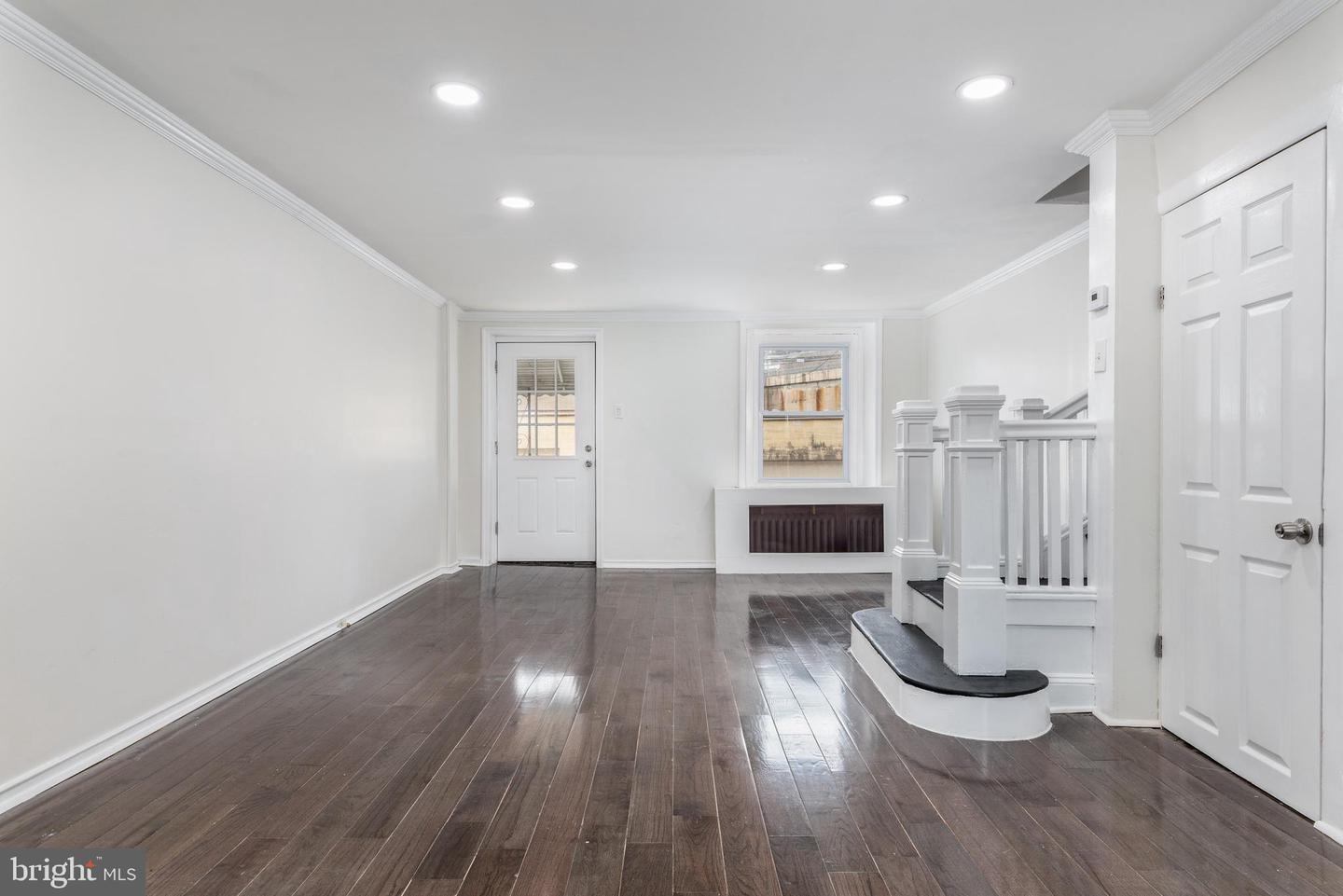 Property Photo: 120 Grape Street PA 19127