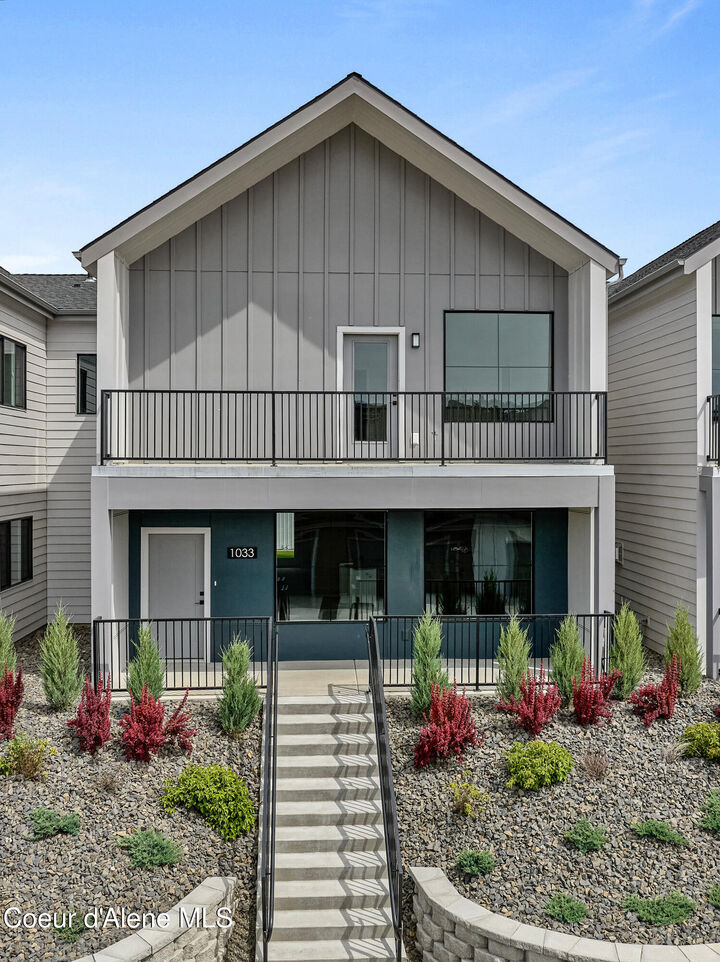 Property Photo: 1033 E Railroad Ave ID 83854