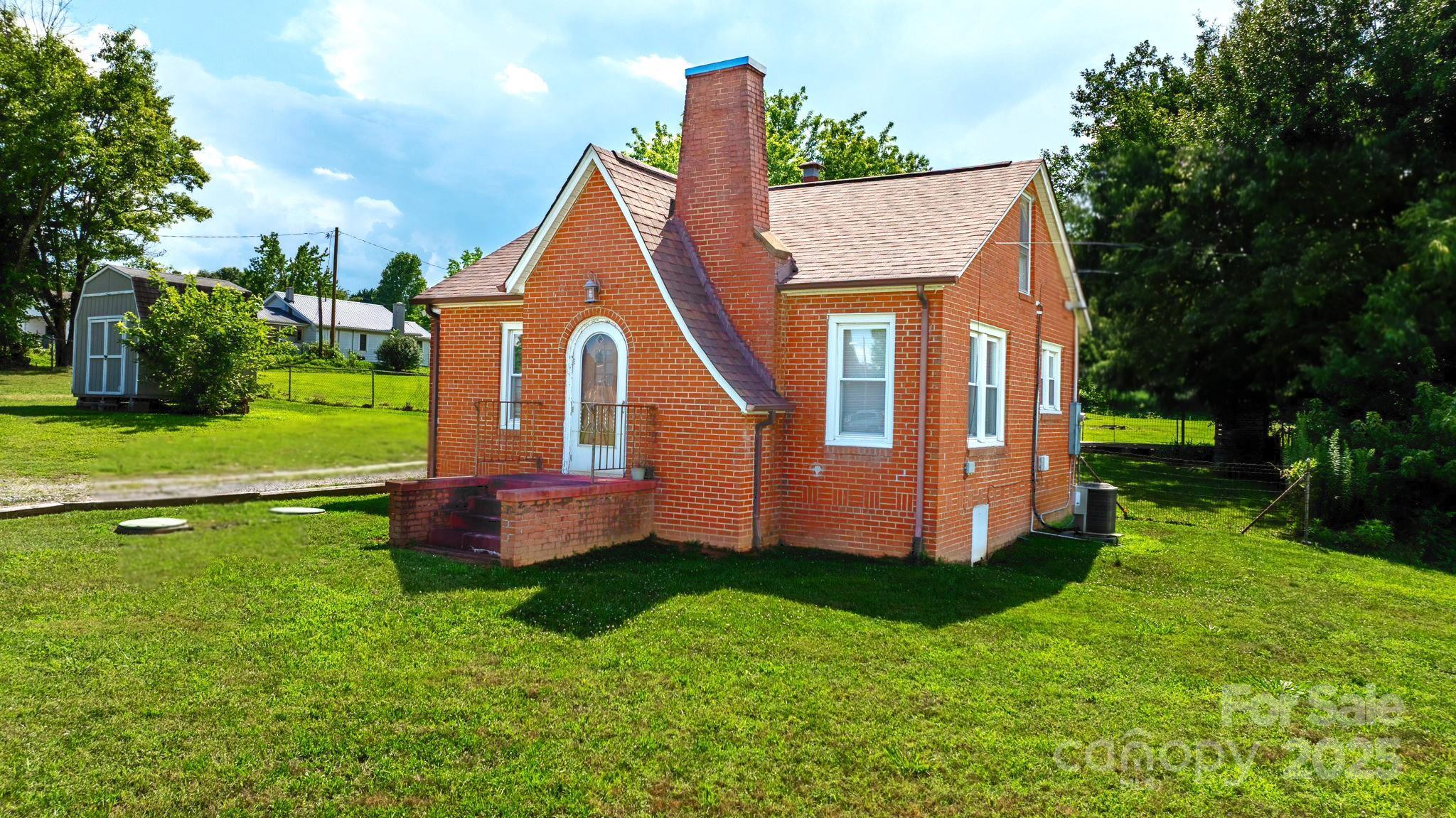 Property Photo: 7688 Old Nc 10 Highway NC 28612