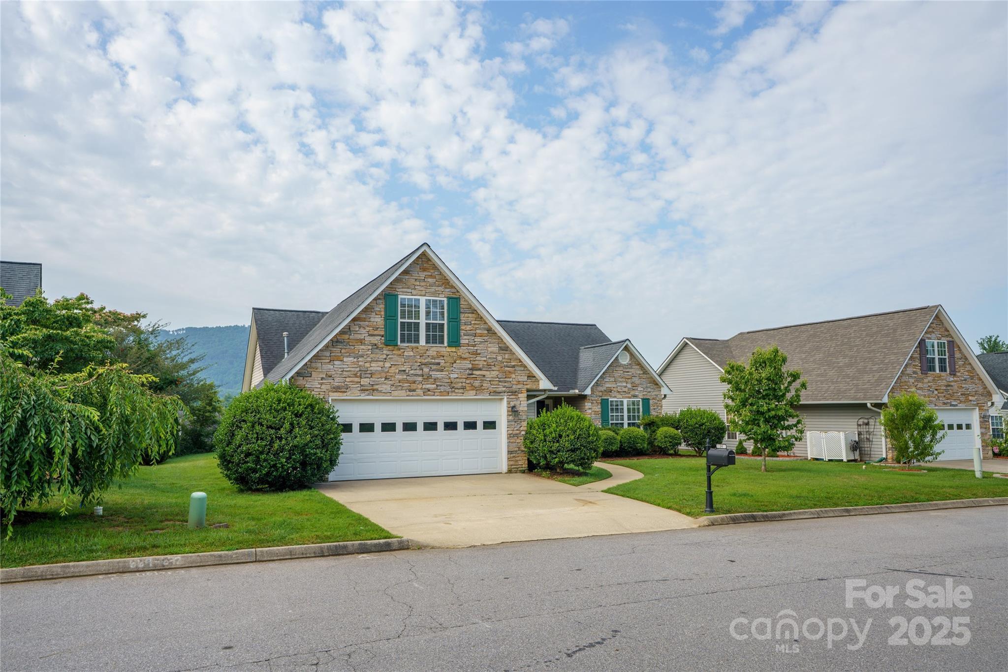 Property Photo: 34 Dove Hollow Road NC 28732