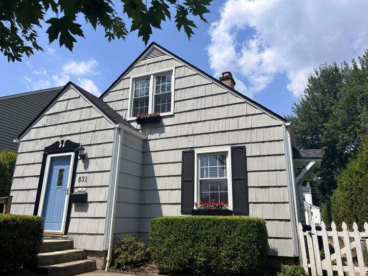 831 Chelsea Avenue  Bexley OH 43209 photo