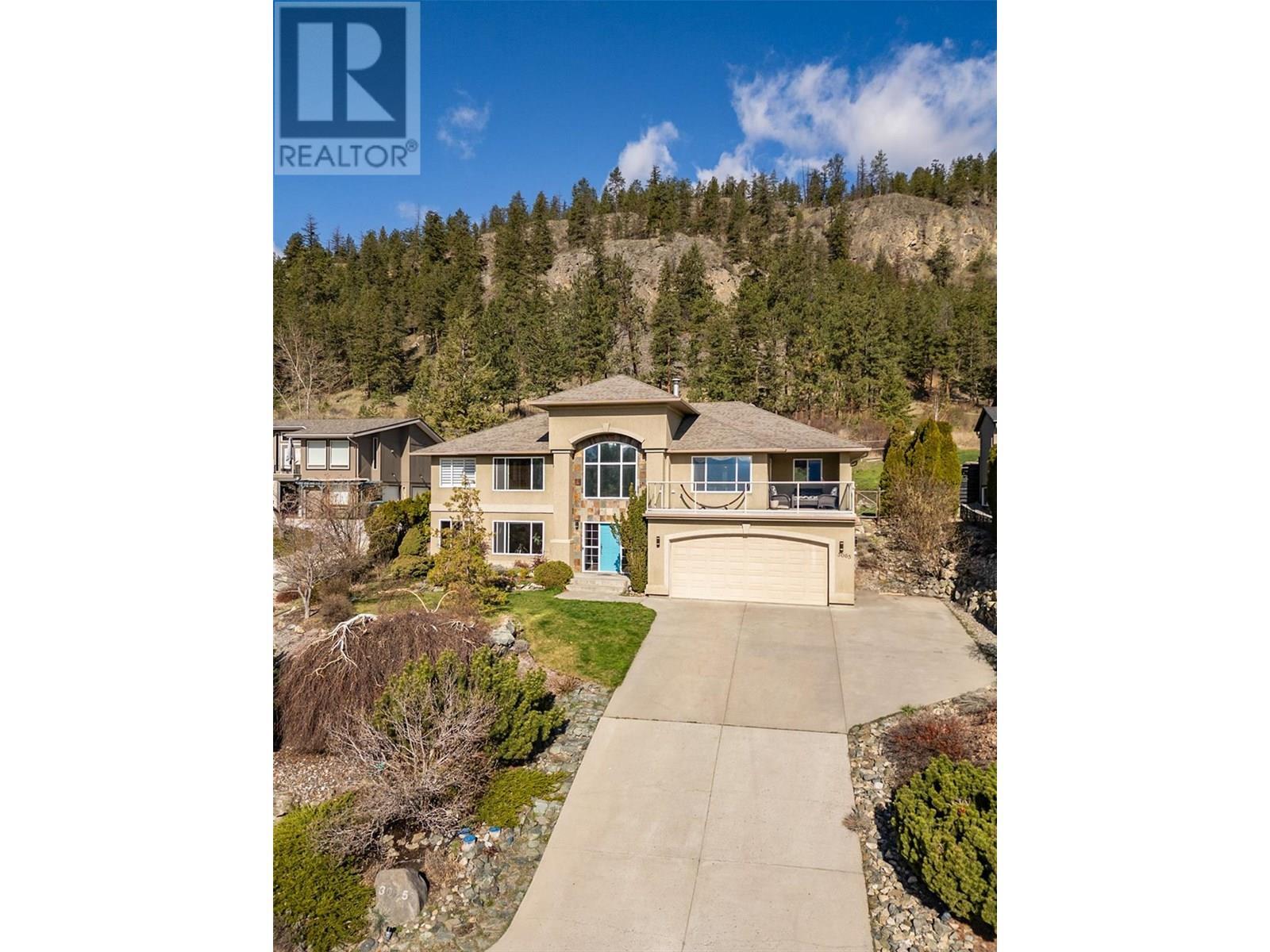 Photo de la propriété: 3065 Lakeview Cove Road BC V1Z 3P6