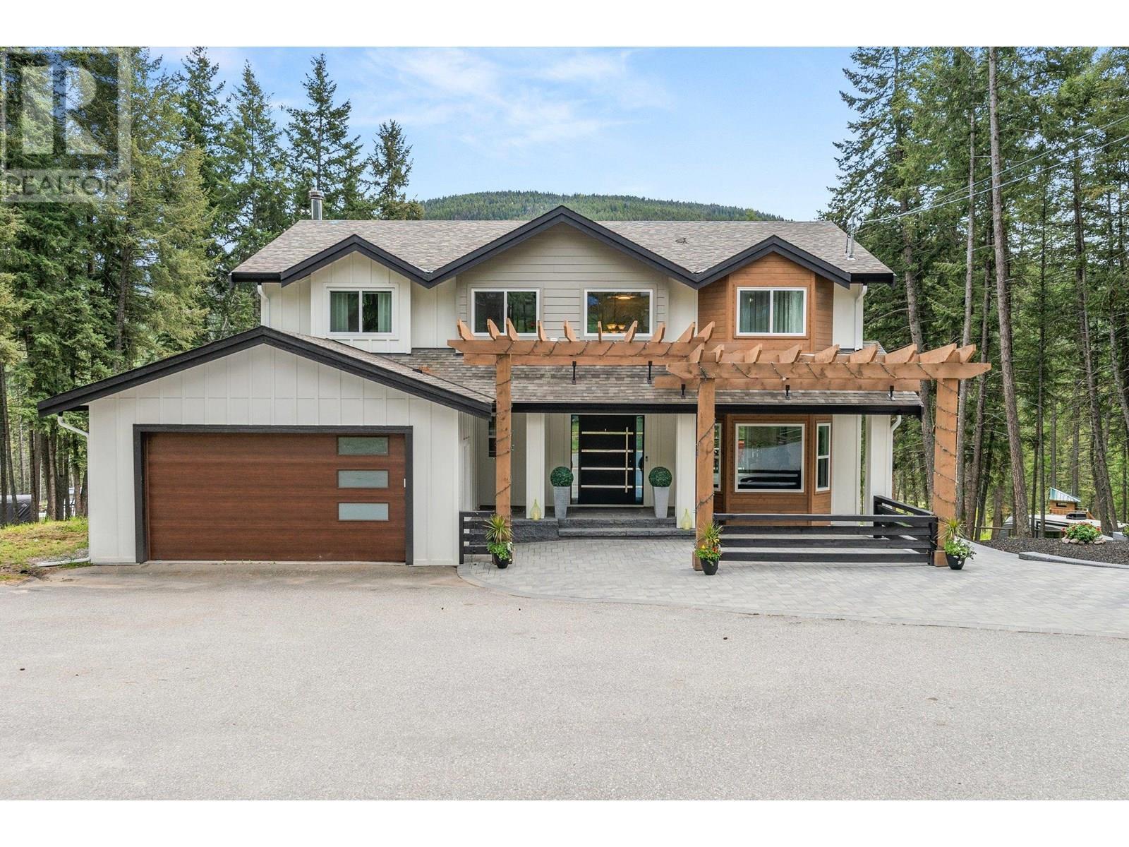 Photo de la propriété: 7967 Falcon Ridge Crescent BC V1P 1J2