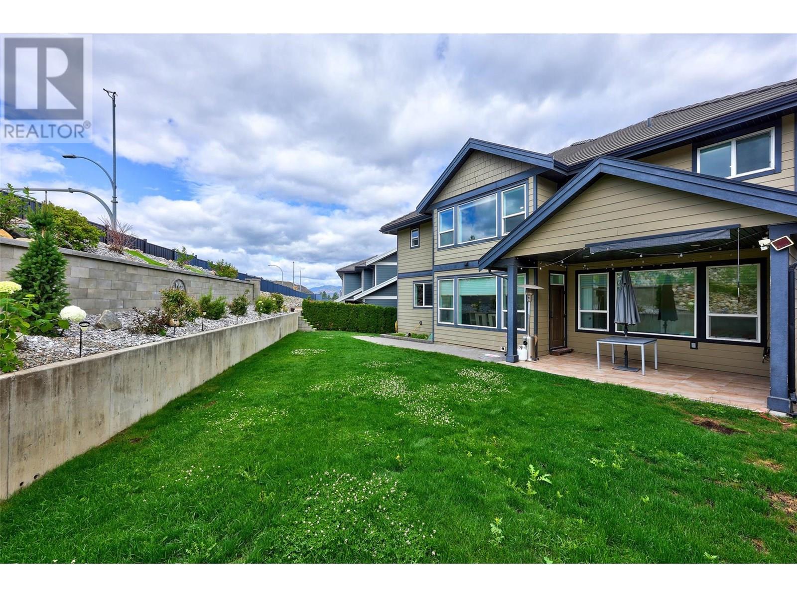 Property Photo: 825 Fernie Court BC V2C 0A7