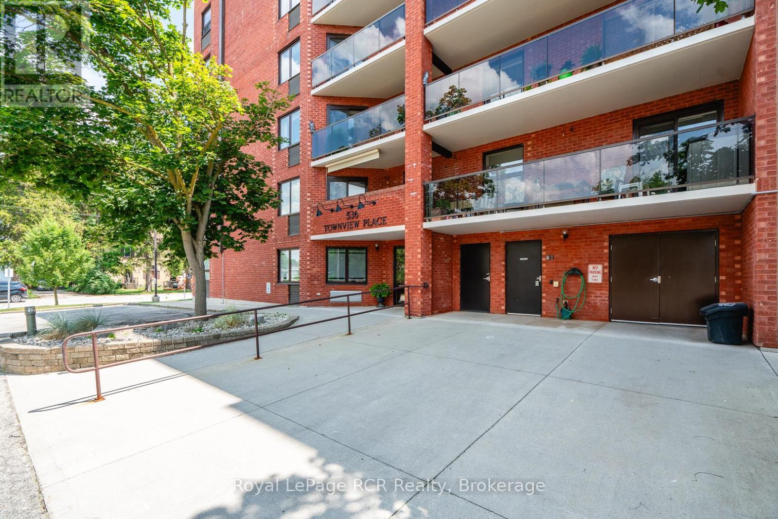 Property Photo: 536 11th Avenue 606 ON N4N 2S4