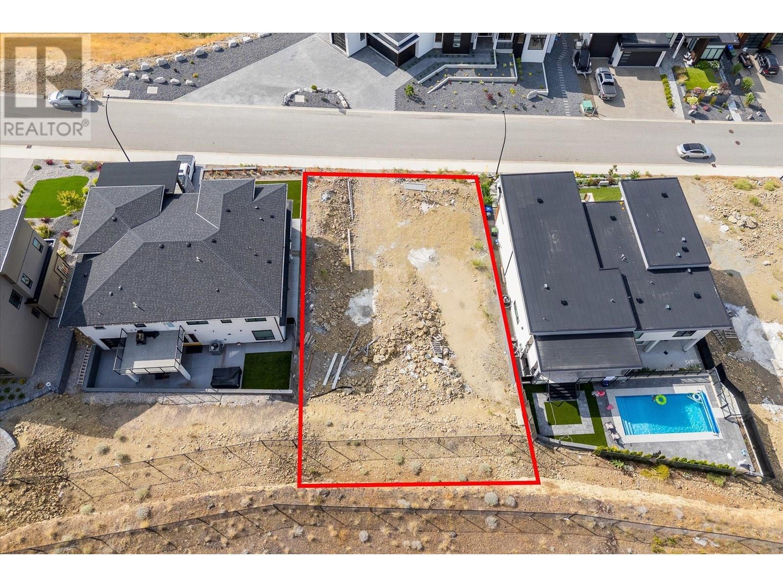 Photo de la propriété:  1432 Vineyard Drive  BC V4T 3B4 