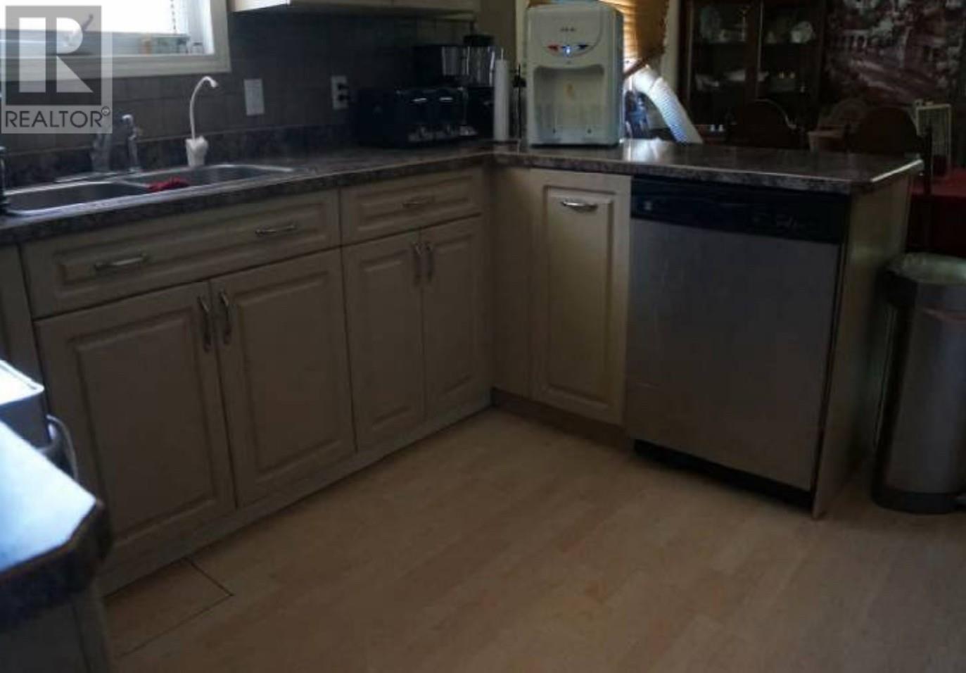 Photo de la propriété: 431 50 Street Northwest BC V1E 3B1