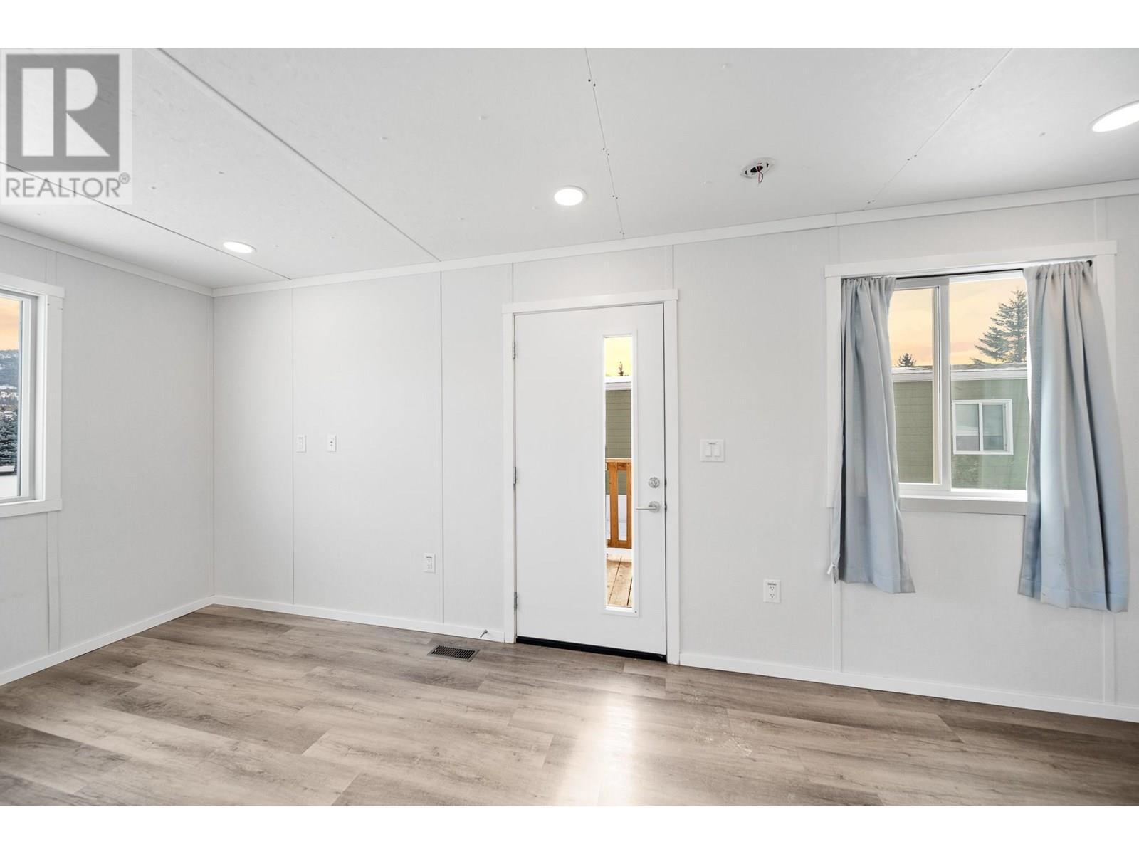 Property Photo:  2776 Clapperton Avenue 74  BC V1K 1G5 