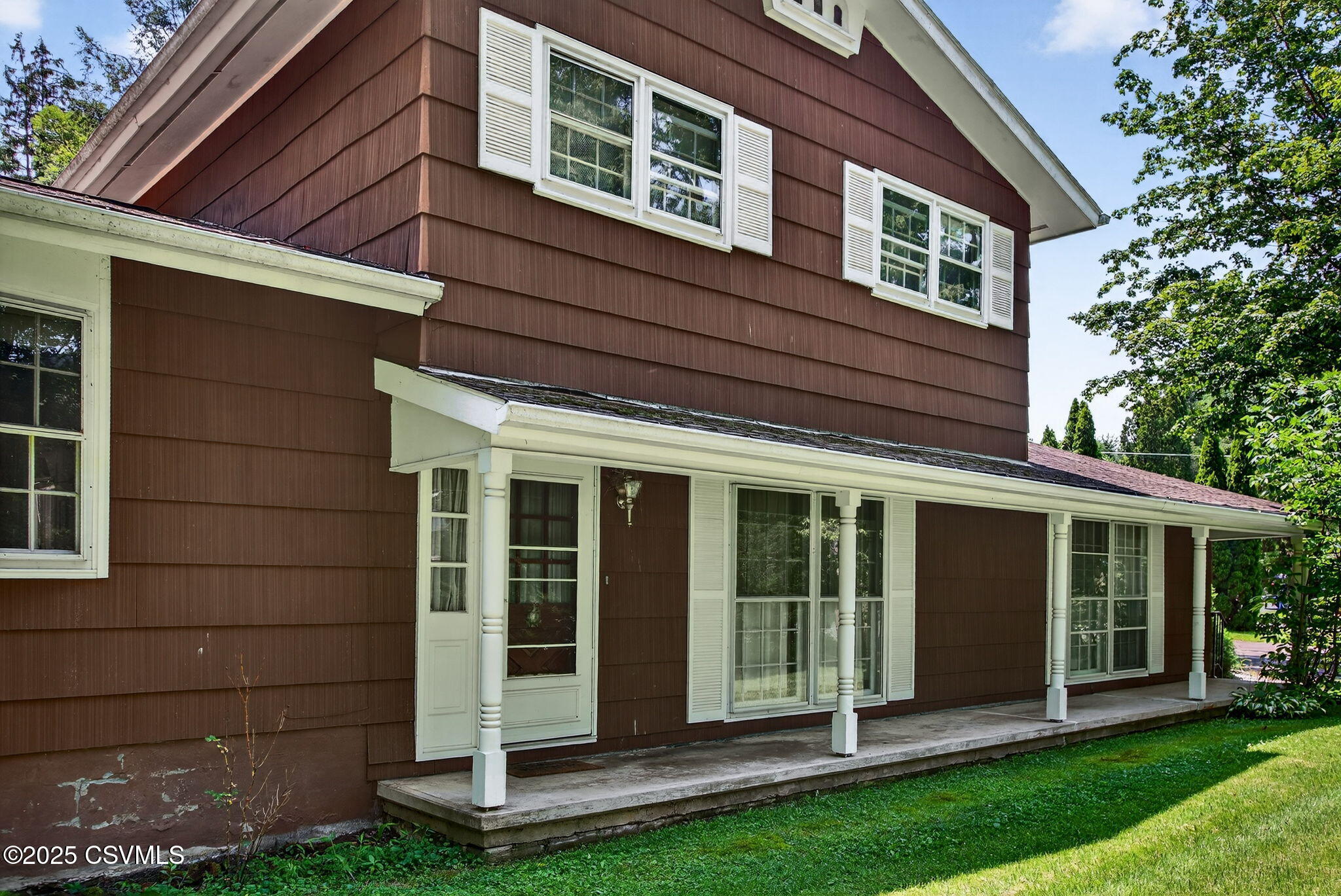 Property Photo: 725 Avenue E PA 17821