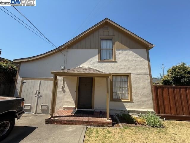 Property Photo: 3208 Washington St CA 94501