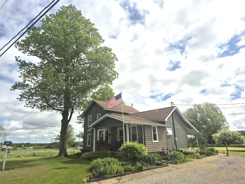 23754 S Beaver Road  Springboro PA 16435 photo