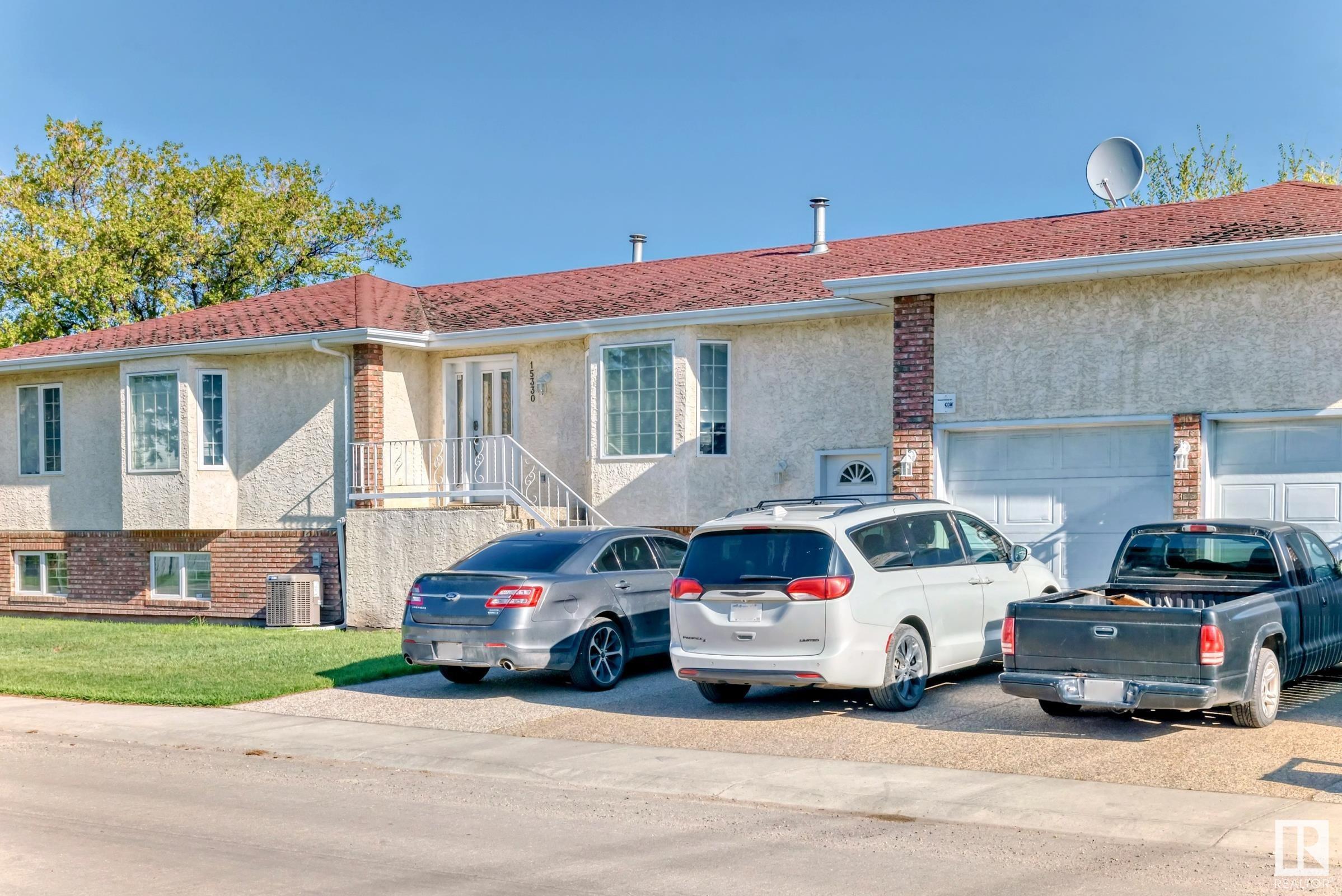 Property Photo:  15330 99 Avenue NW  AB T5P 0H9 